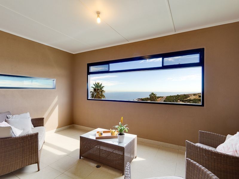 8A Wonggo Street, Hallett Cove SA 5158