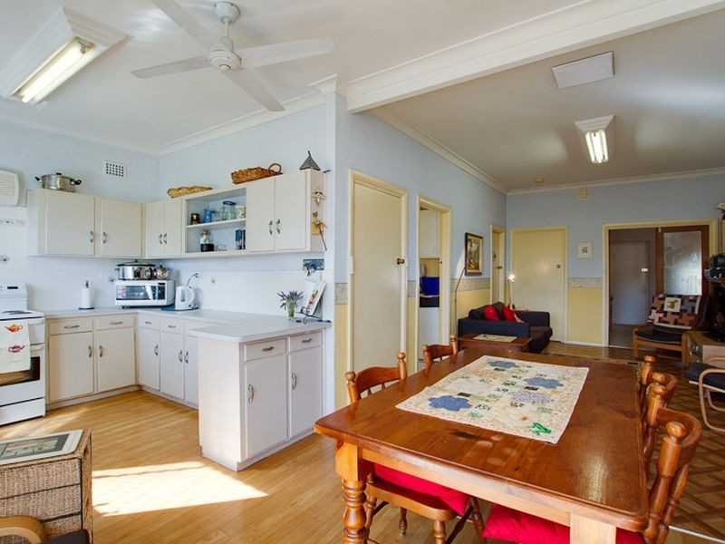 2 Arthur Street, Seacliff Park SA 5049