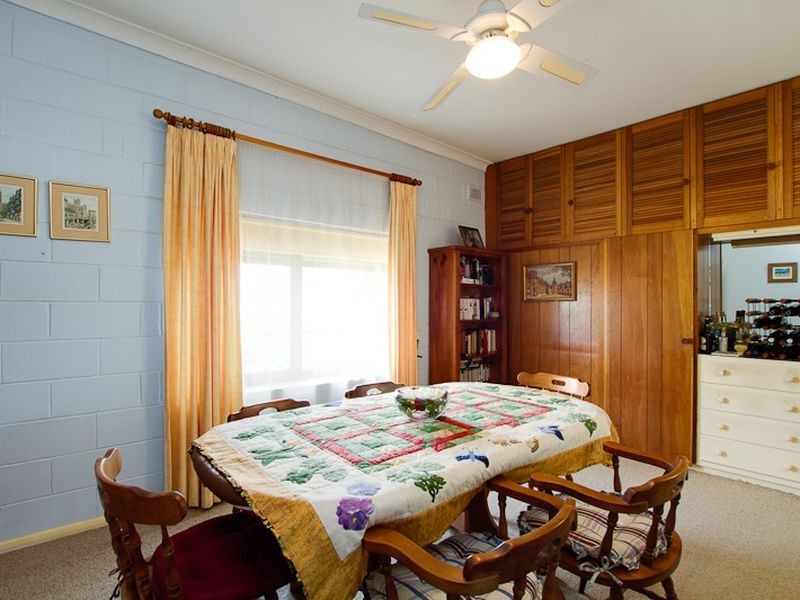 2 Arthur Street, Seacliff Park SA 5049