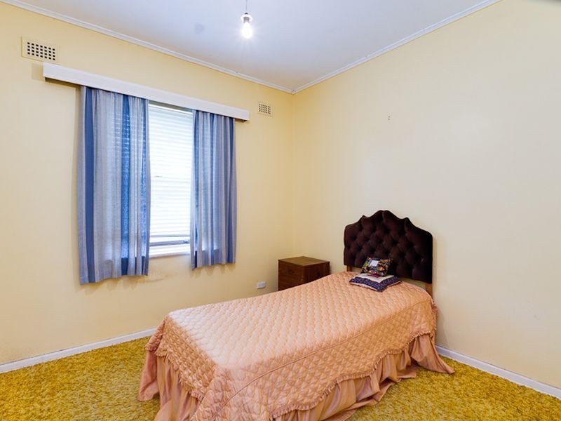 4 Rudford Street, Brighton SA 5048