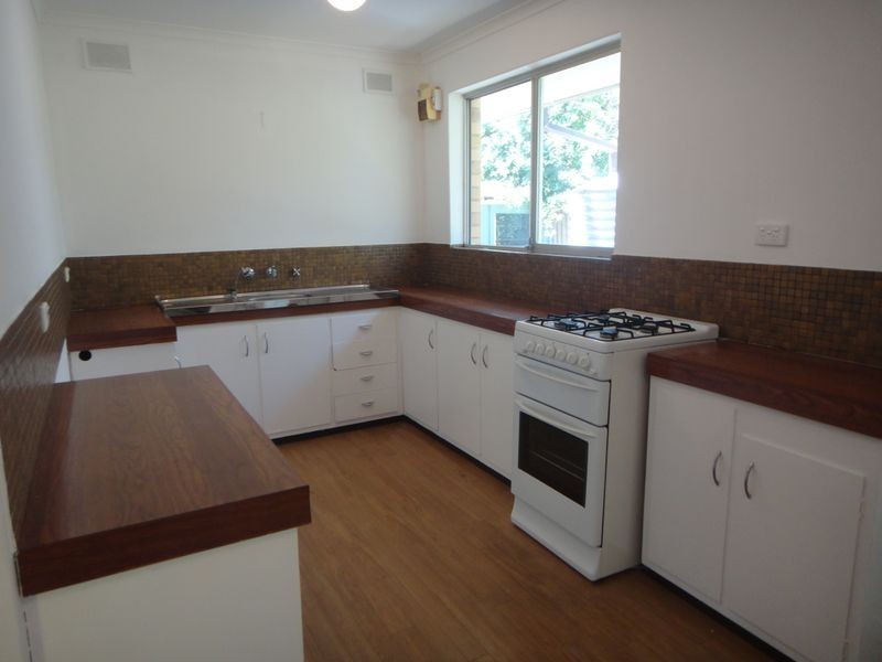 2/33 Kauri Parade, Seacliff SA 5049