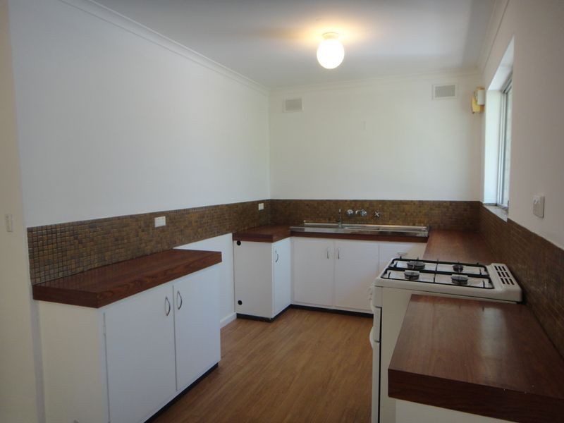 2/33 Kauri Parade, Seacliff SA 5049