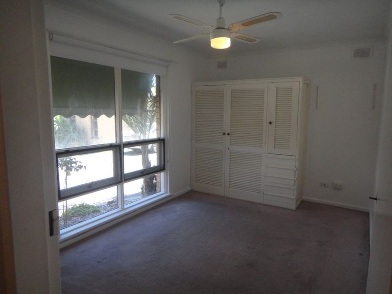 2/33 Kauri Parade, Seacliff SA 5049