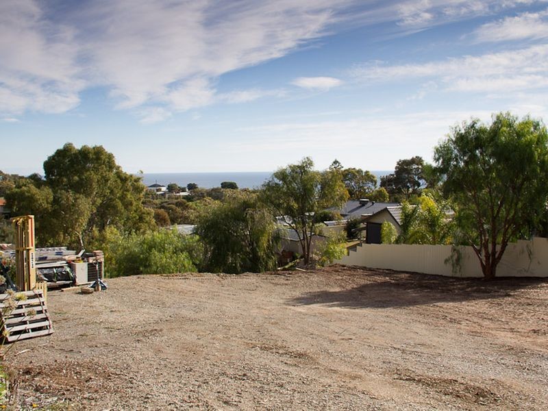 1 Caralue Road, Marino SA 5049