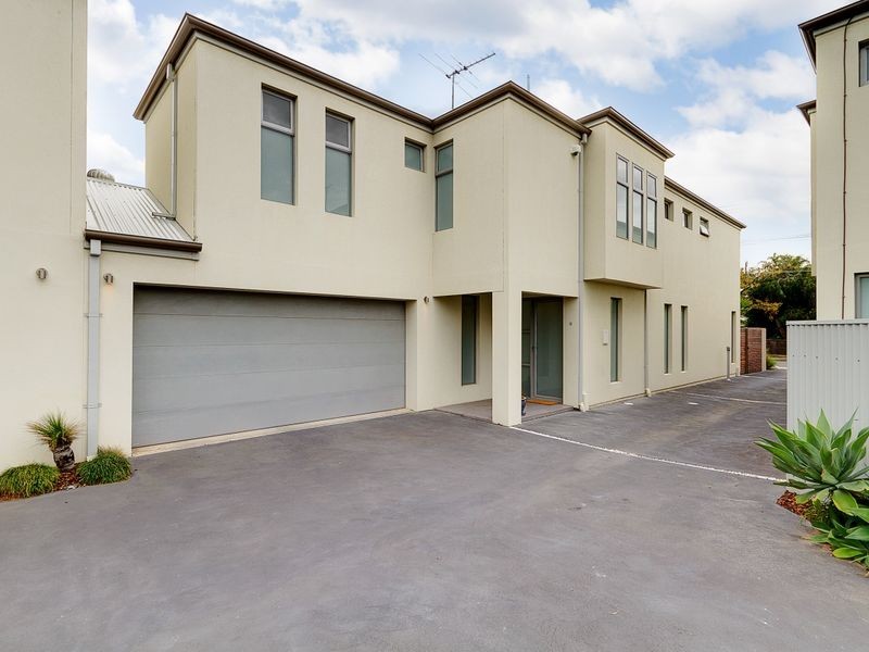 13B Dunluce Ave, Brighton SA 5048