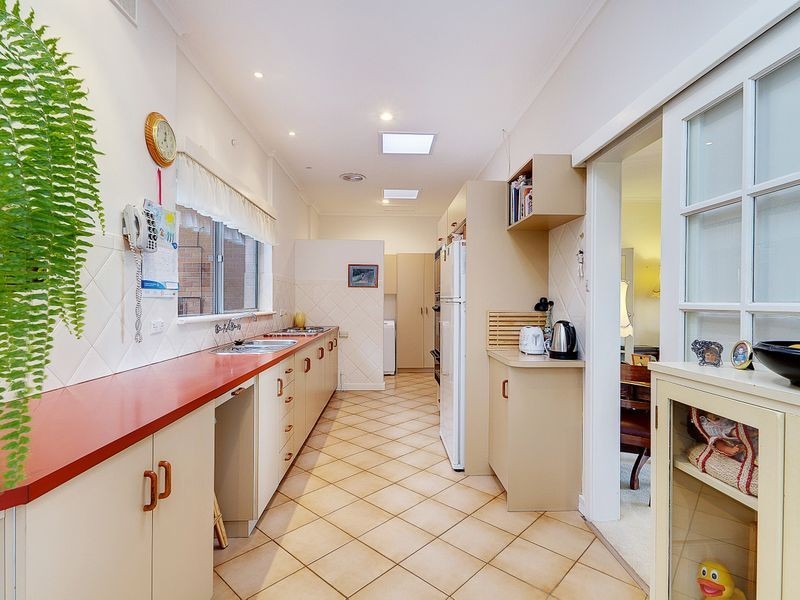 4 West Street, Seacliff Park SA 5049