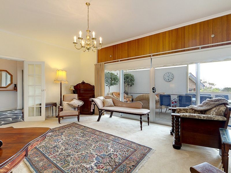 4 West Street, Seacliff Park SA 5049