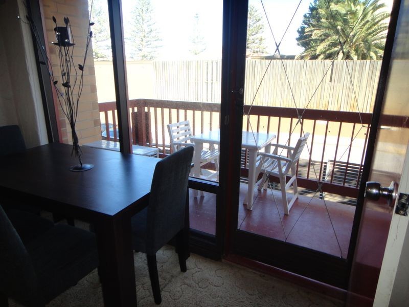 8/3 Broadway, Glenelg South SA 5045