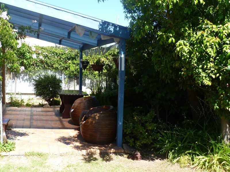 13 Keynes Ave, Warradale SA 5046