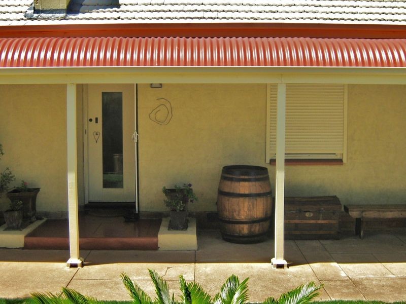 2 Inverness Avenue, Oaklands Park SA 5046