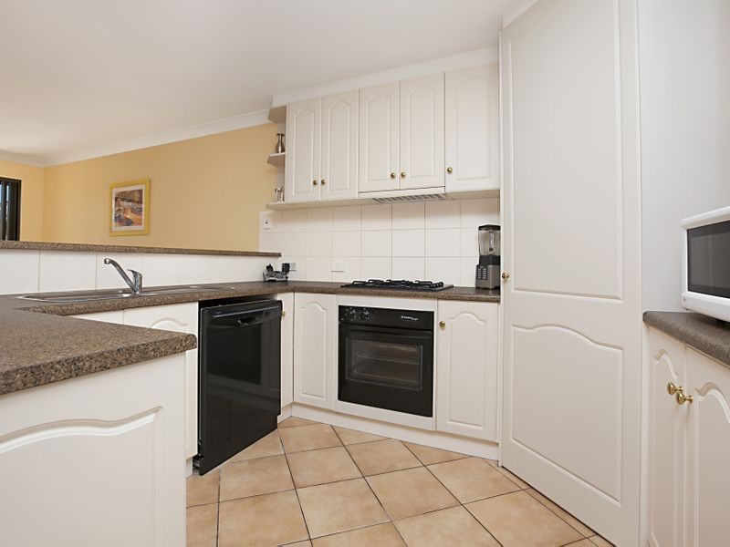 10 Lucy May Drive, Seacliff SA 5049