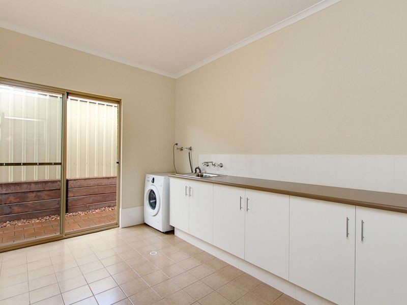 8A Quintus Terrace, Dover Gardens SA 5048