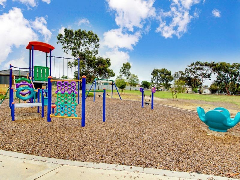 8A Quintus Terrace, Dover Gardens SA 5048