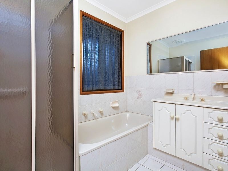 2/3 Davenport Terrace, Seaview Downs SA 5049