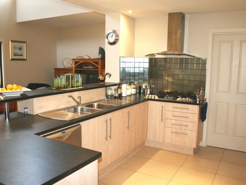 24 Stella Street, Darlington SA 5047