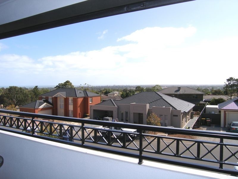 24 Stella Street, Darlington SA 5047