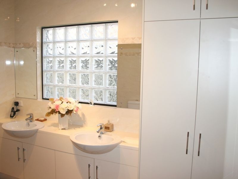 24 Stella Street, Darlington SA 5047