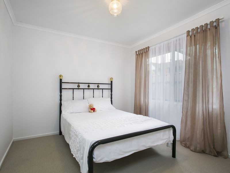 35 Arnold Drive, Mitchell Park SA 5043