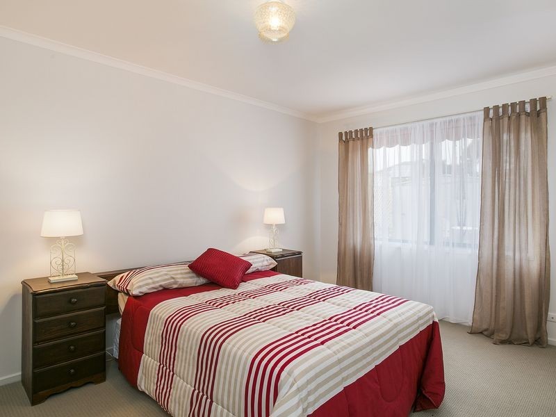 35 Arnold Drive, Mitchell Park SA 5043