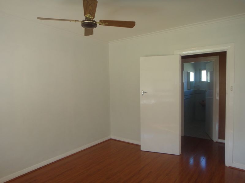 5 The Parkway, Sturt SA 5047