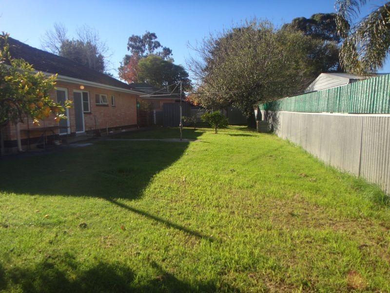 5 The Parkway, Sturt SA 5047