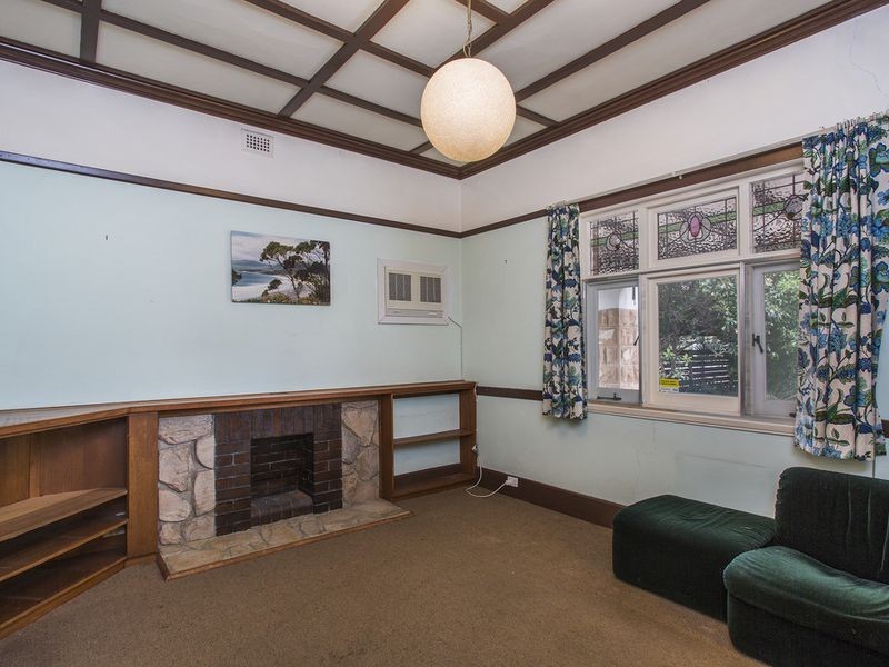 24 The Crescent, Brighton SA 5048