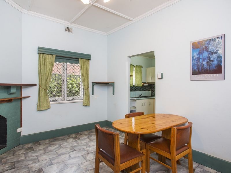 24 The Crescent, Brighton SA 5048