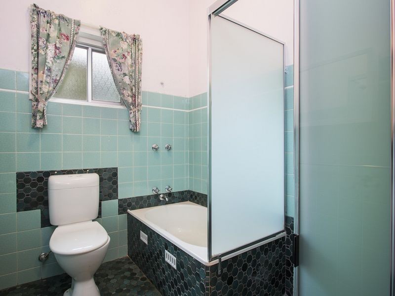 24 The Crescent, Brighton SA 5048