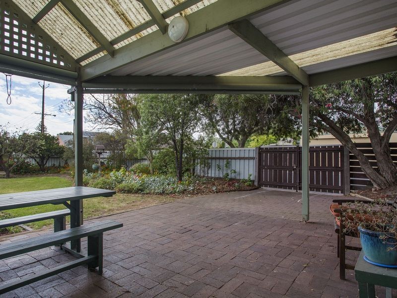 24 The Crescent, Brighton SA 5048