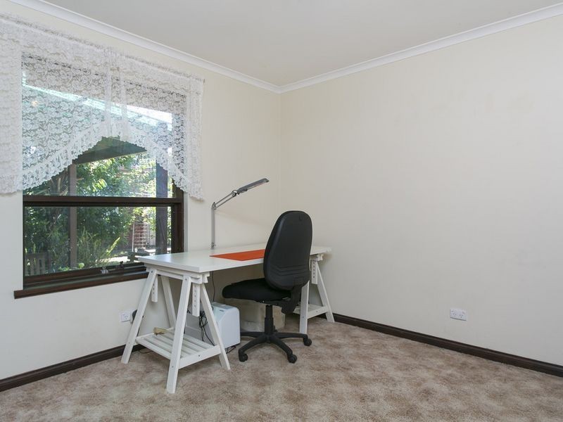 18 Greenview Drive, Grange SA 5022