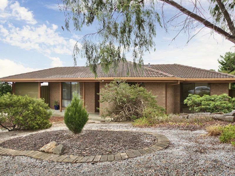 18 Nalimba street, Hallett Cove SA 5158