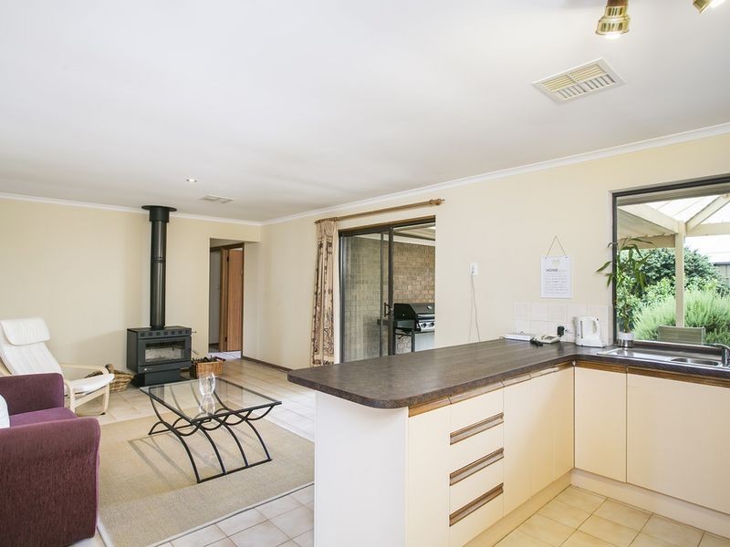 18 Nalimba street, Hallett Cove SA 5158