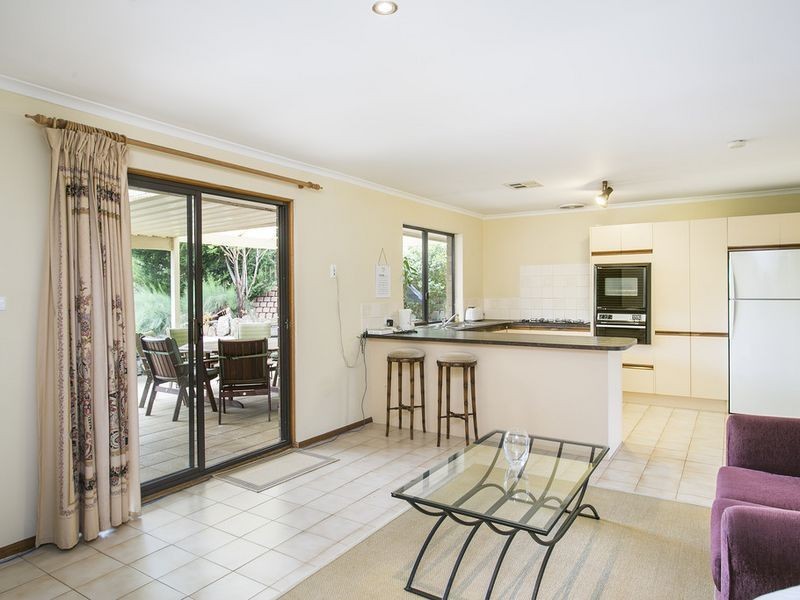 18 Nalimba street, Hallett Cove SA 5158