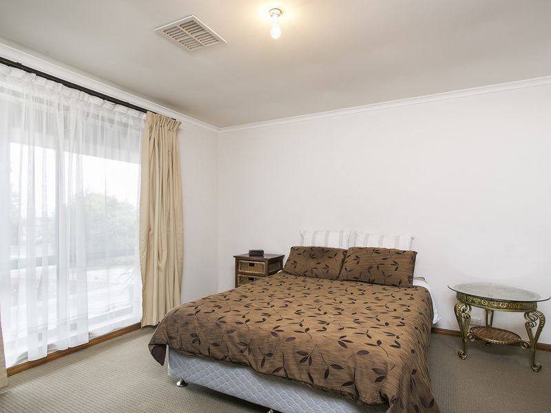 18 Nalimba street, Hallett Cove SA 5158