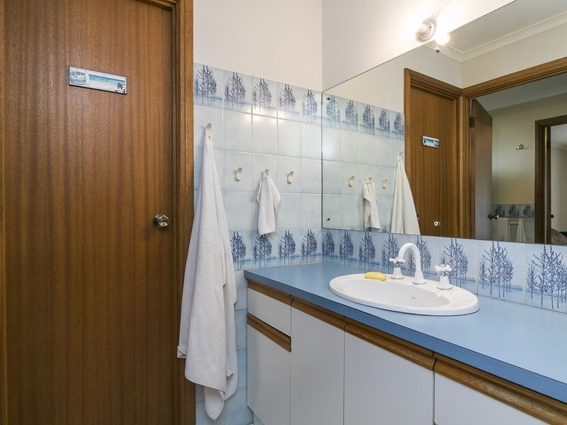 18 Nalimba street, Hallett Cove SA 5158