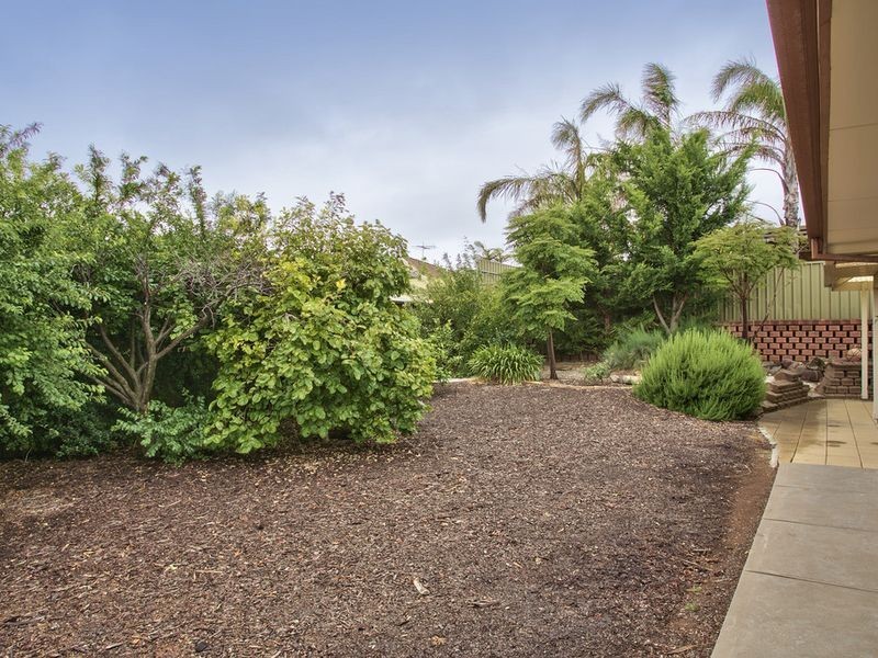 18 Nalimba street, Hallett Cove SA 5158