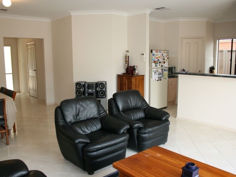 5 Third Avenue, Warradale SA 5046
