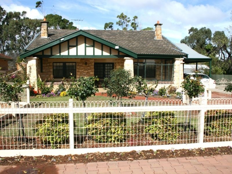 7 Old Beach Road, Brighton SA 5048