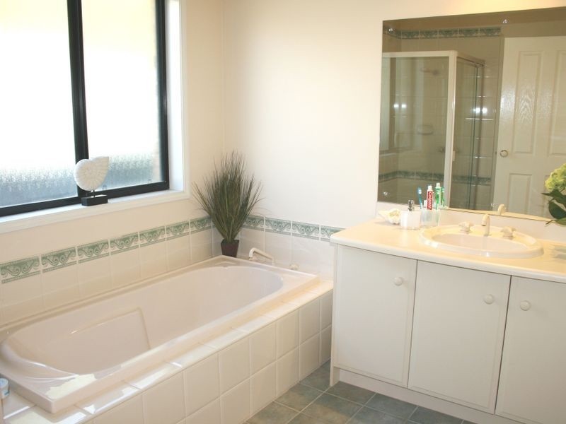 11 Cathcart Terrace, Seacliff Park SA 5049