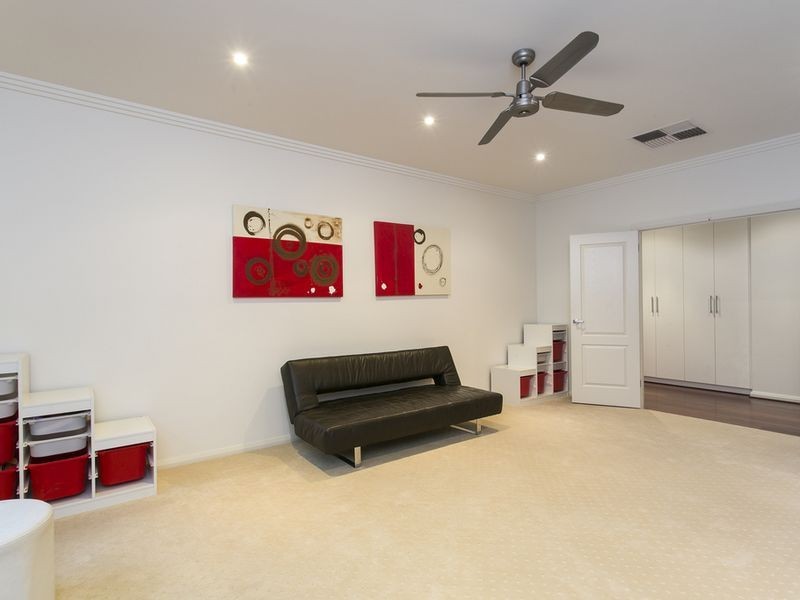 76 Davenport Terrace, Seacliff Park SA 5049