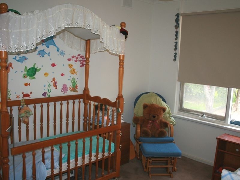 15 Harrow Road, Reynella SA 5161