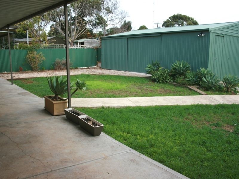 15 Harrow Road, Reynella SA 5161