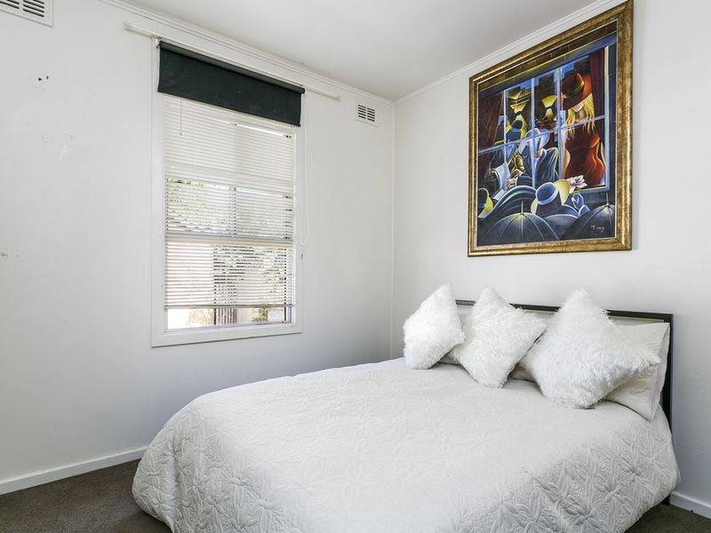 9 Clacton Road, Dover Gardens SA 5048