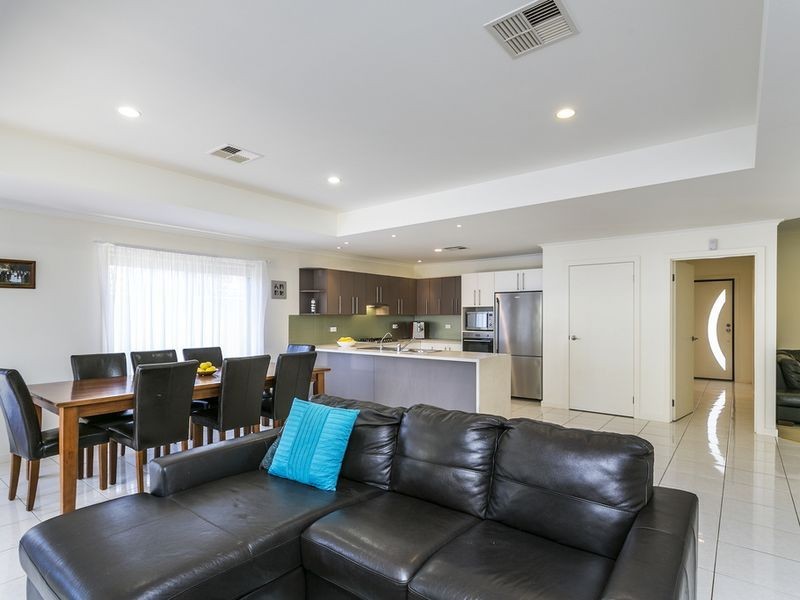 13 The Walk, Coromandel Valley SA 5051