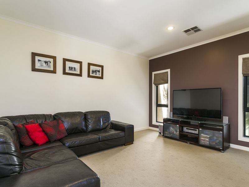 13 The Walk, Coromandel Valley SA 5051