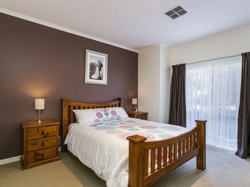 13 The Walk, Coromandel Valley SA 5051