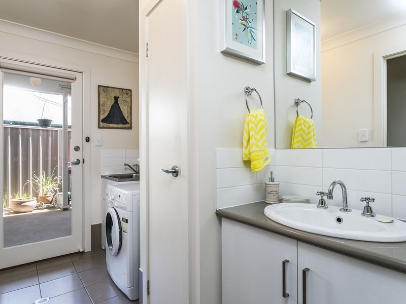 32B Sutton Avenue, Seacombe Gardens SA 5047