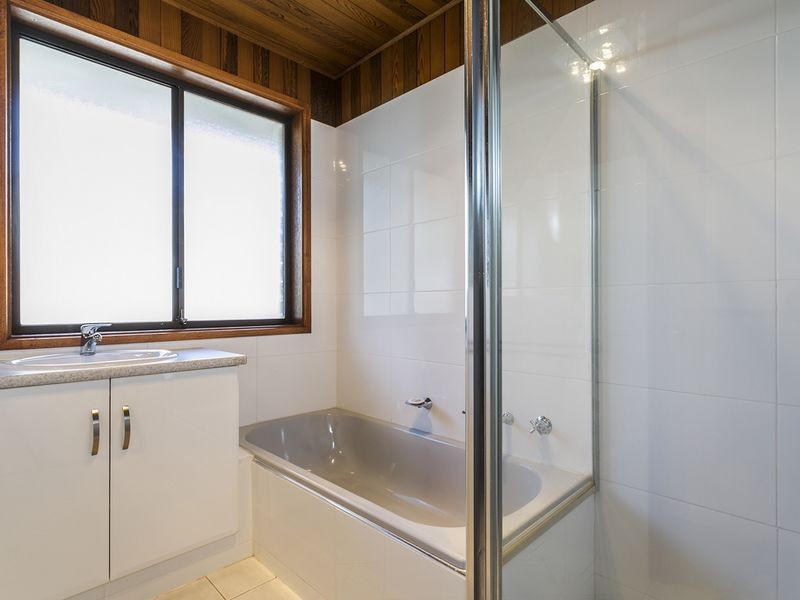 6 Osmanli Drive, Hallett Cove SA 5158