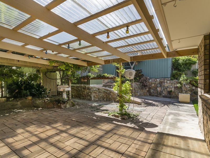 6 Osmanli Drive, Hallett Cove SA 5158