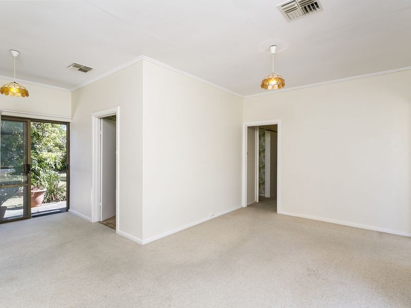 1 Vinall Steet, Dover Gardens SA 5048